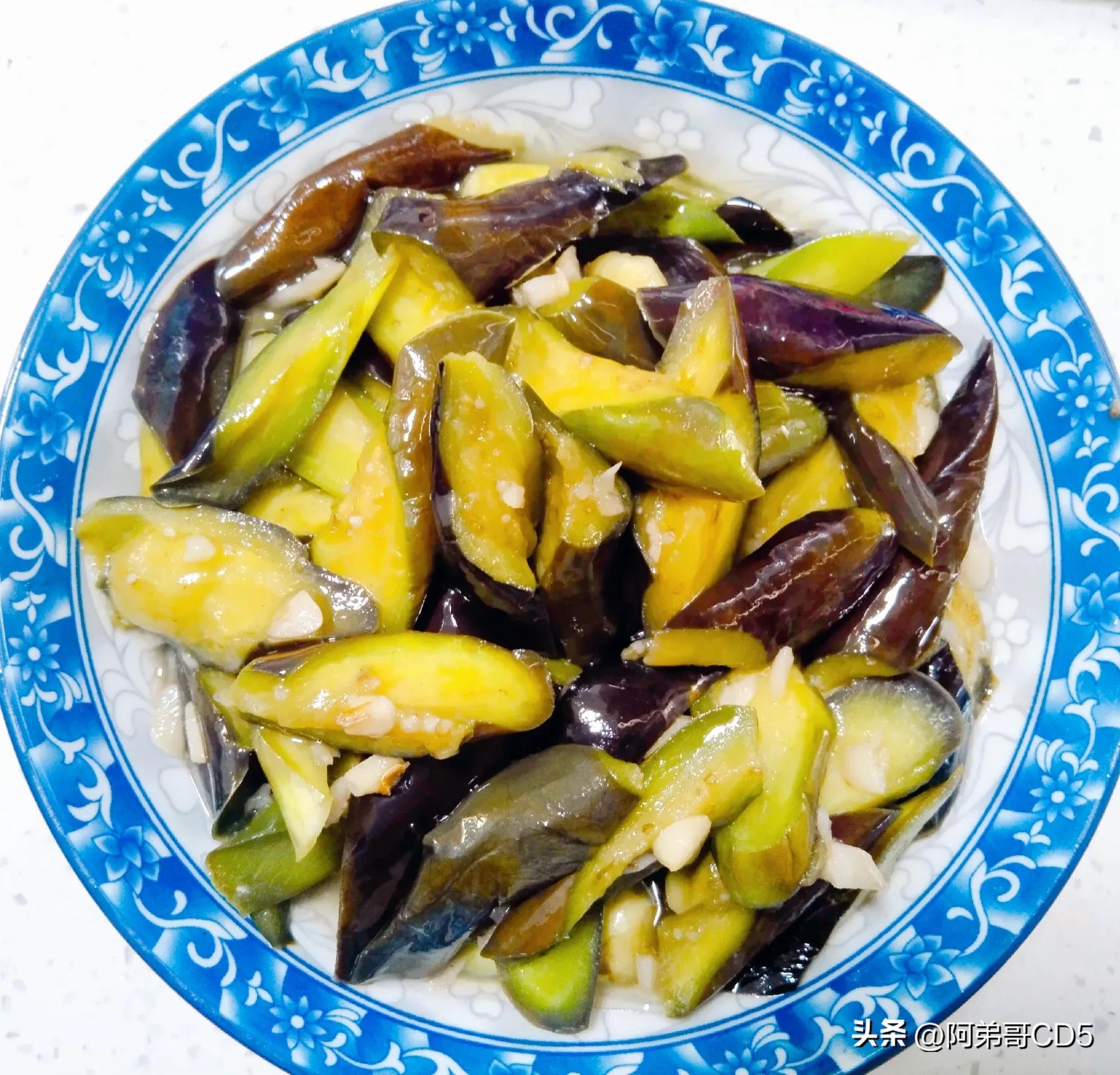 挑战365道不重样家常菜香菜拌牛肉,家常菜100道简单炒菜不重样9宫格