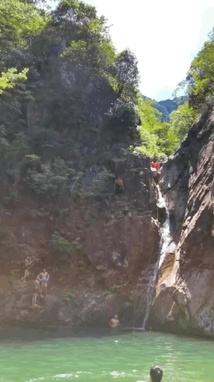 成都黑龙滩玩水地方,榆林黑龙潭玩水地方