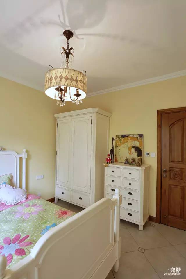 从装饰着手让家里更加温馨,从硬装开始打造家的高级感