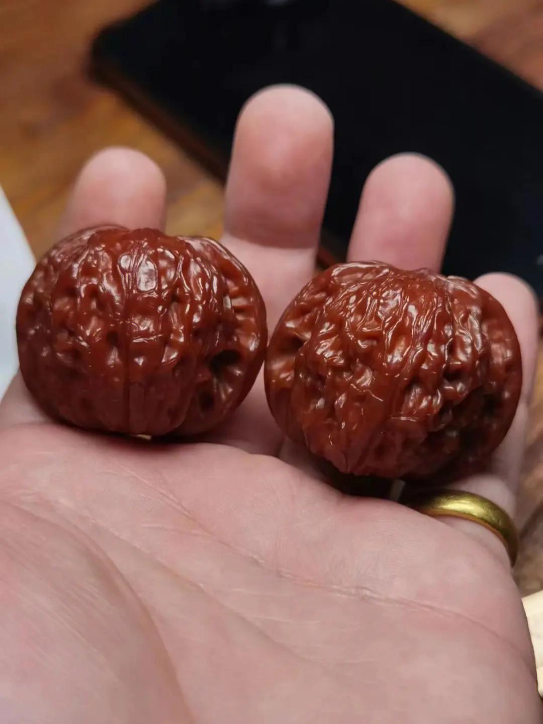 文玩核桃清洗后可以上油吗,刚买的新文玩核桃要不要上油