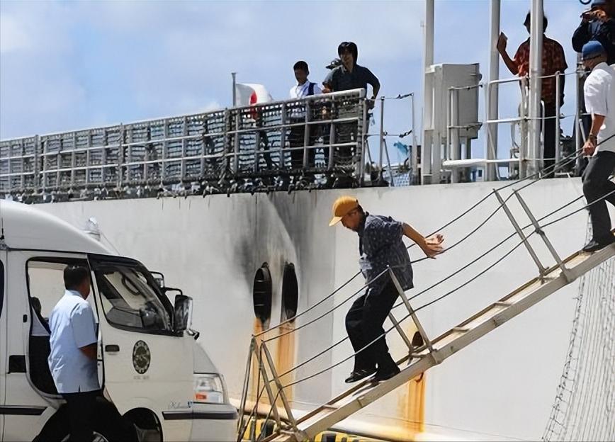 日本侵略中国被击沉的船,日本军舰入侵瓜岛