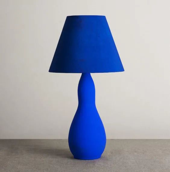 克莱因蓝背景图高级感,克莱因蓝设计