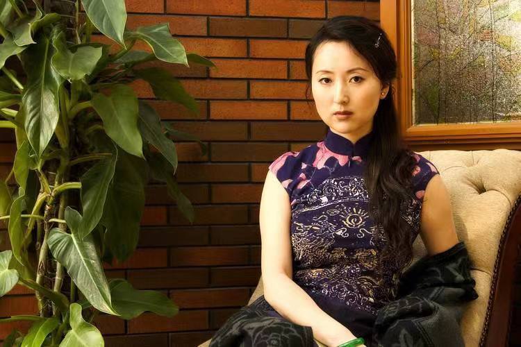 从身家过亿到剃发为尼，最终香消玉殒，她的遗言却字字珠玑