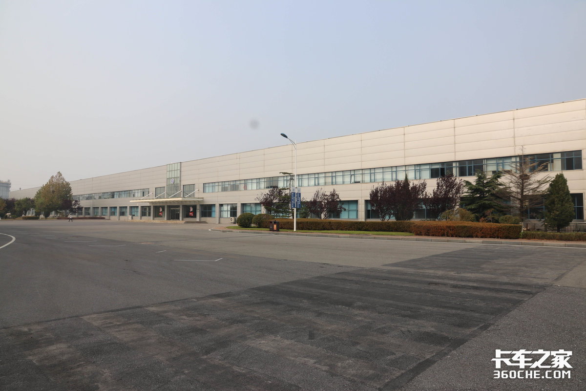 一汽工厂参观,大柴劲威发动机