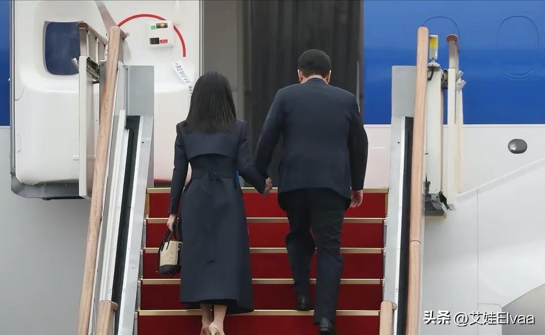 韩国第一夫人在美国的时装秀,韩国第一夫人访美照片