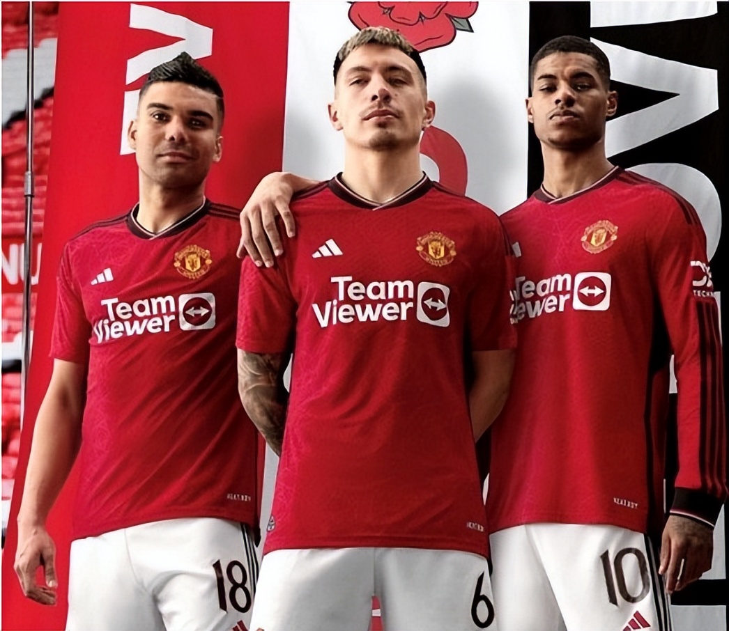 曼联2003-2004主场c罗球衣,21-22赛季c罗曼联主场球衣