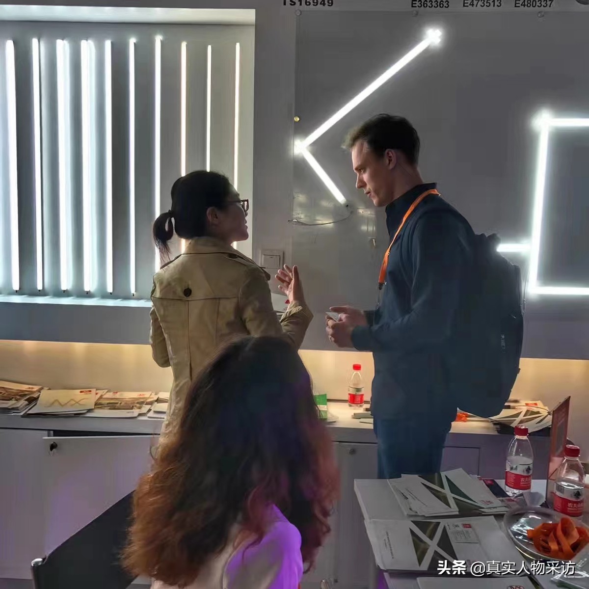 我和老公在城里上班赚钱养家,在俄罗斯买房花了20万