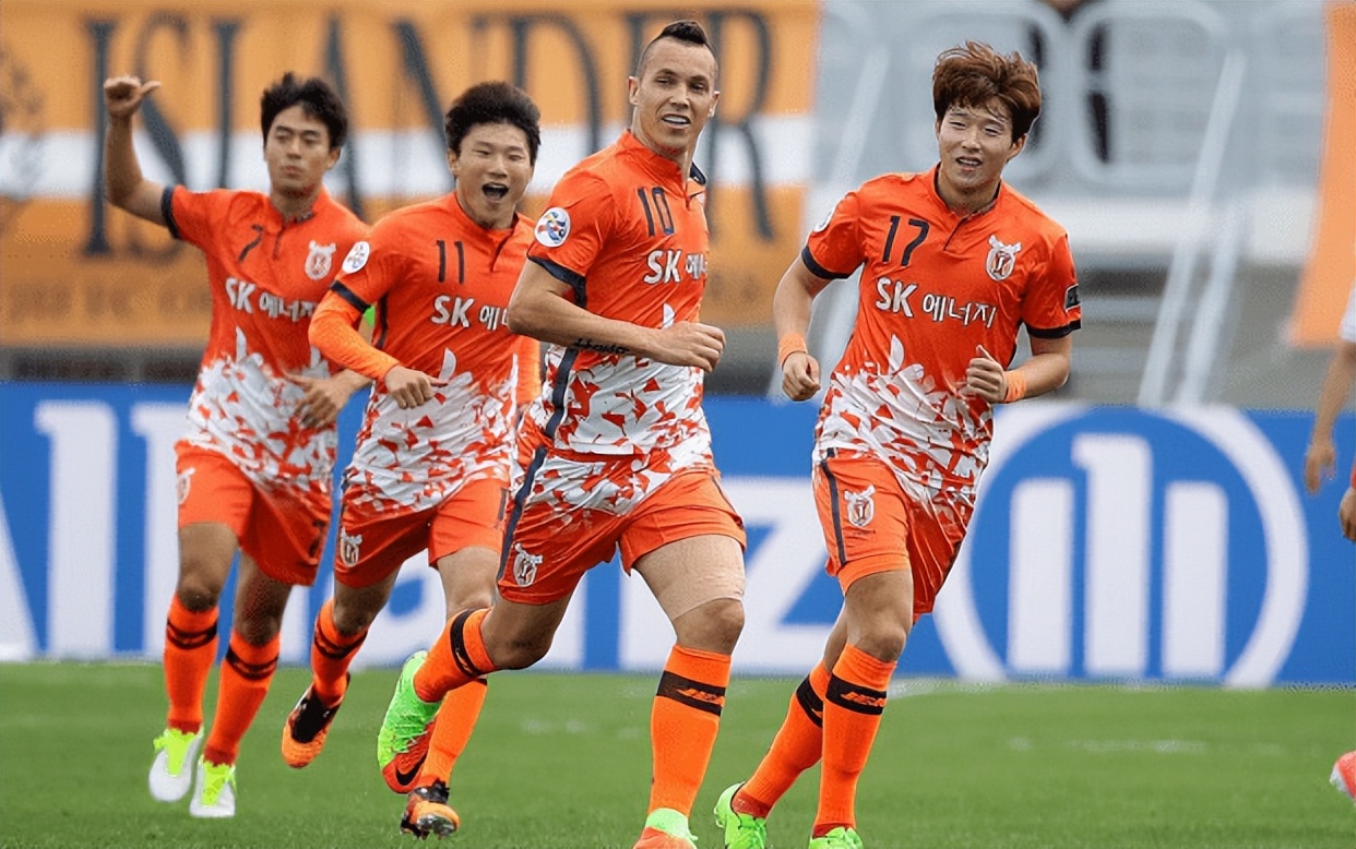 足球推荐韩k联浦项制铁vsfc首尔,韩国联赛足球推荐今日比赛预测