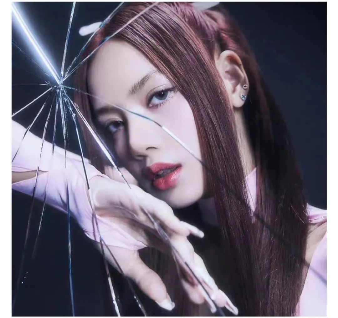 赵露思这刘海是怎么剪的,赵露思新发型齐刘海