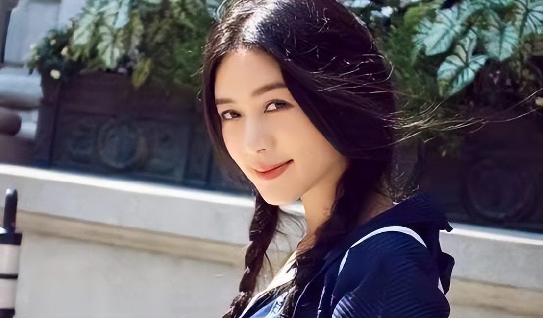 *明徐**:28岁成亿万富豪,44岁病死狱中,明星妻子为他守节