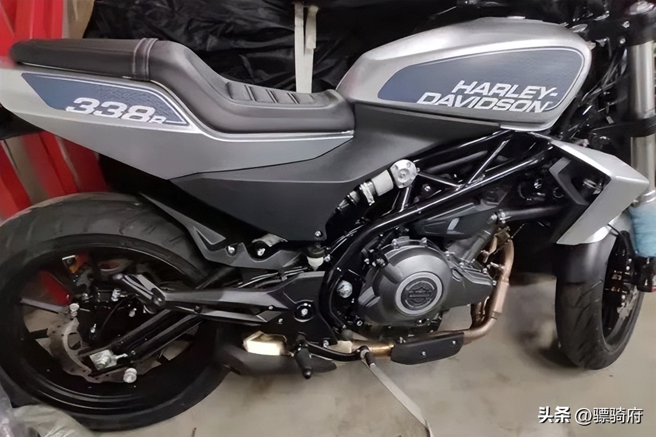 摩托莫里尼仿赛中国,摩托莫里尼塞文佐测评