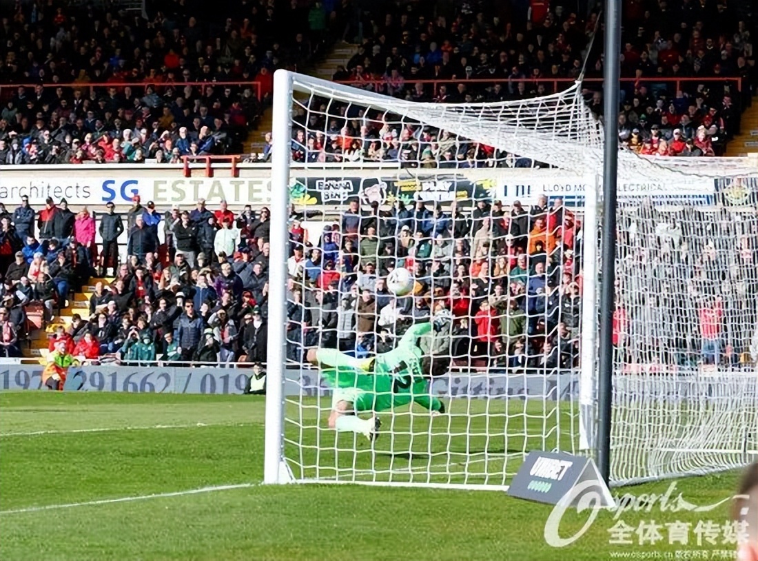 姝讳緧鐨勮冻鐞冮槦,姝讳緧瓒崇悆
