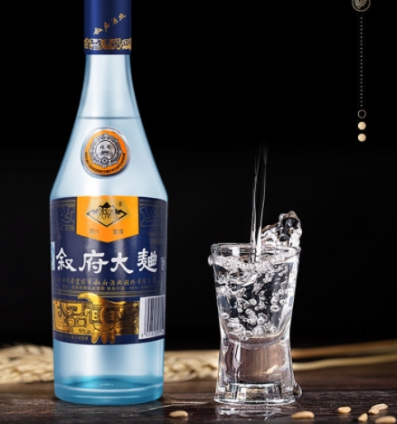 洋河天之蓝梦之蓝海之蓝哪种最好,洋河蓝色经典海之蓝怎样