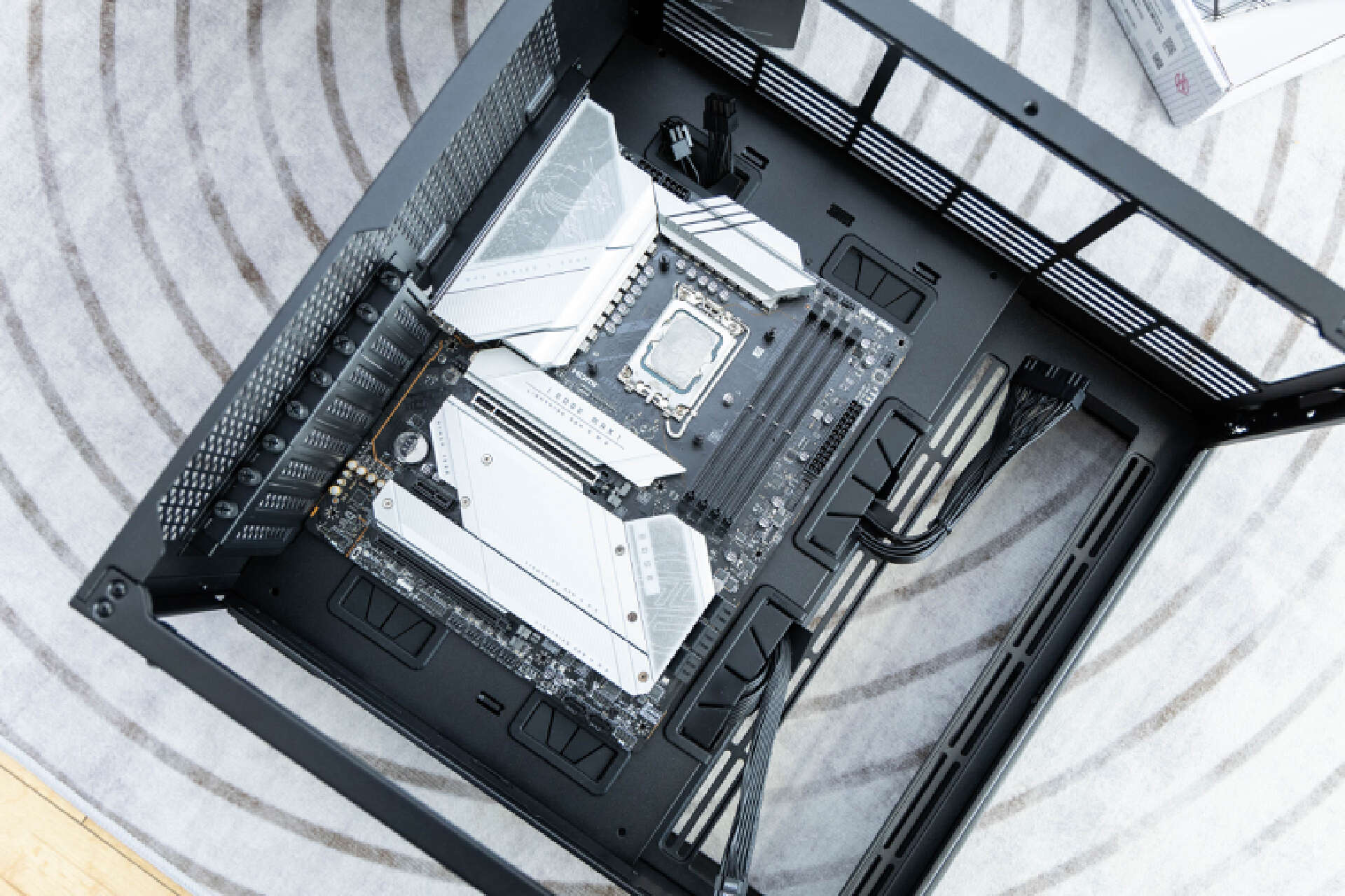 全塔海景房机箱,安钛克机箱c8海景房