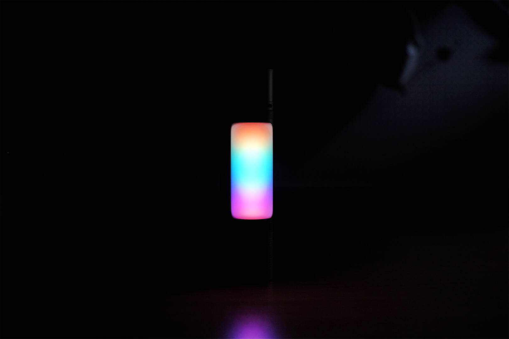 纳拓十二合一雷鸣音乐手电测评,神奇户外灯多功能高端露营灯