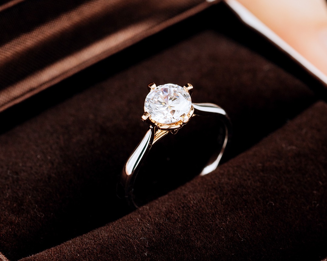 求婚钻戒性价比高的品牌,性价比高的钻戒怎么选购