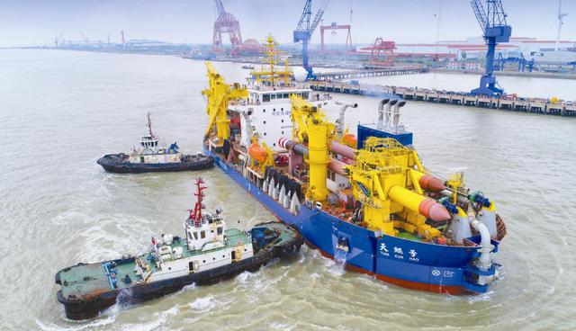 航拍开封：黄河水比市区高7米，地上悬河危险！为何不排沙两岸？