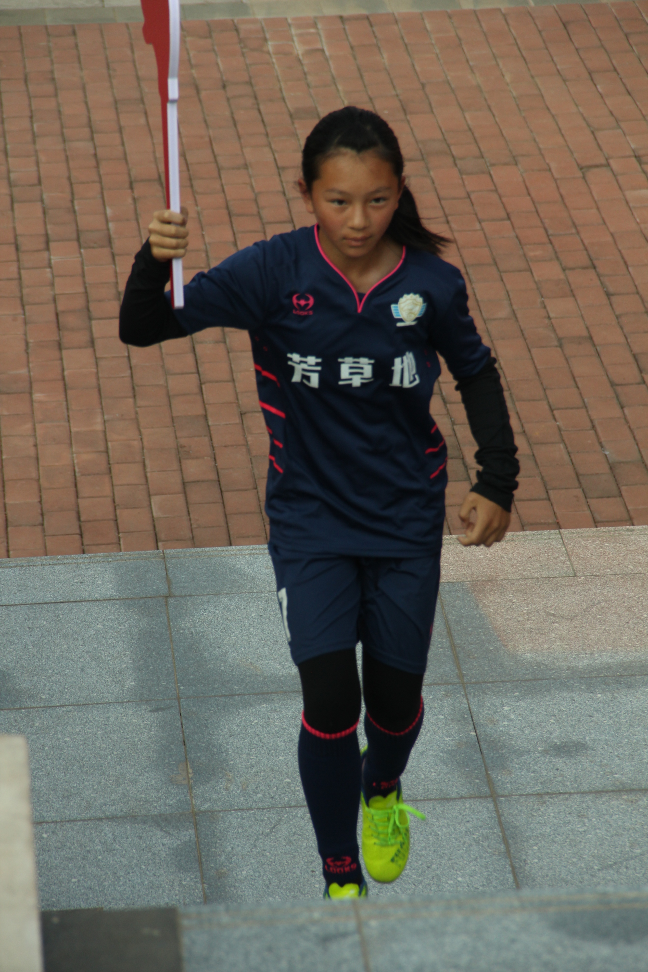 体育强国梦芳草少年行:昆明芳草地国际学校启动体育文化节