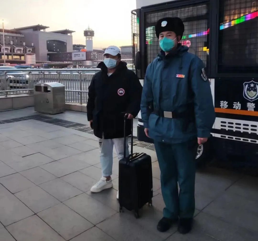 公安心向党护航新征程广东,公安心向党护航新征程图文