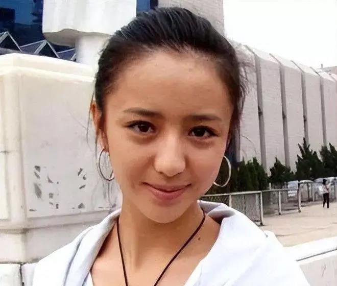 女明星老态素颜高清镜头,荧幕上看起来瘦的女明星