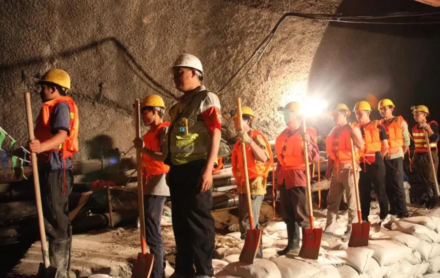 铁路局春招这三类学生很有优势,铁路局春招什么时候开始呢