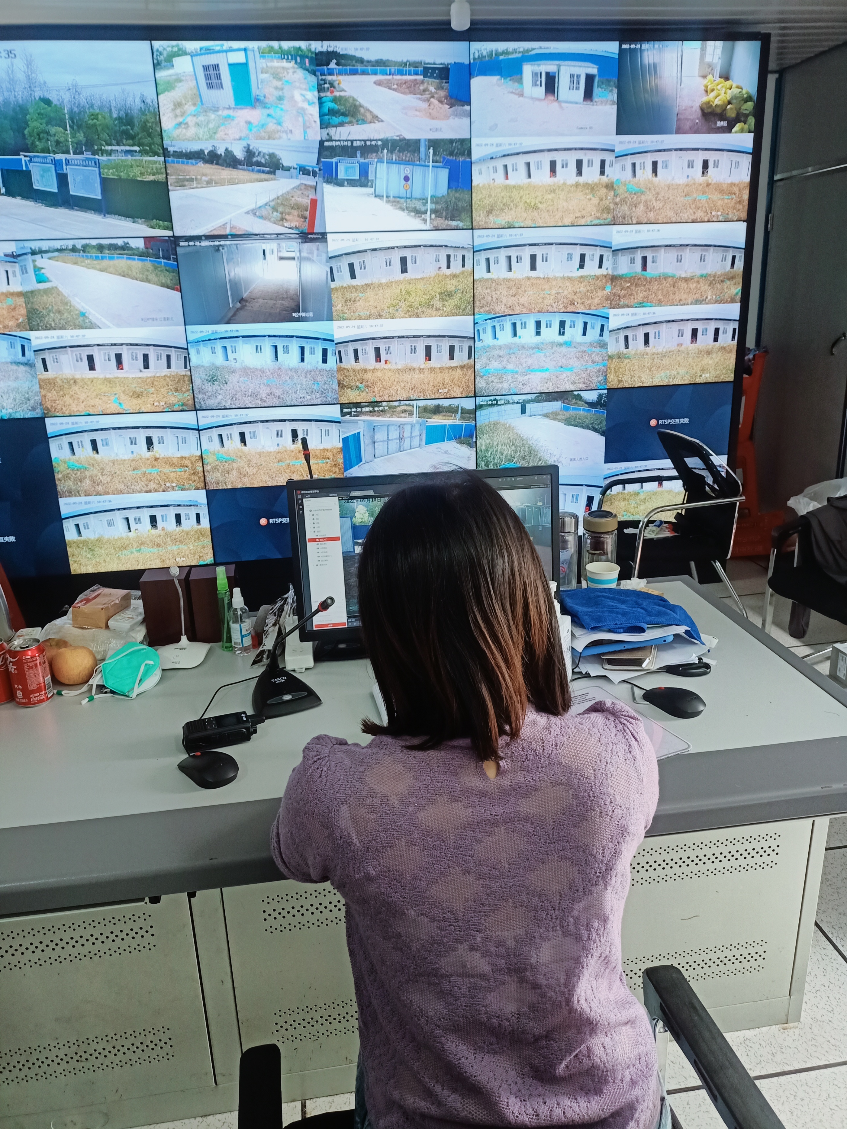 筑牢疫情防线守护百姓平安,投身防控一线践行五心服务使命