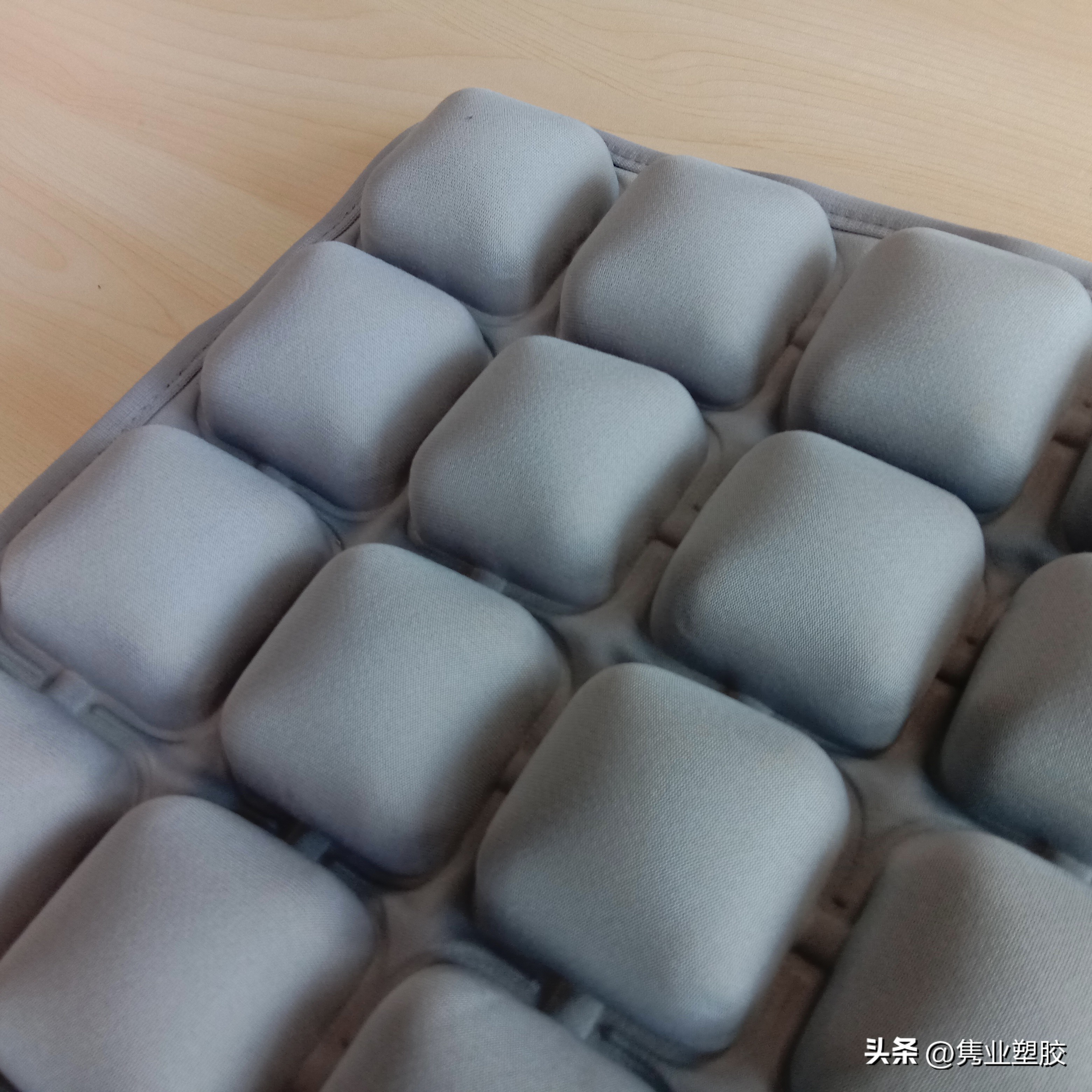 办公室透气椅垫,办公室缓解疲劳椅垫