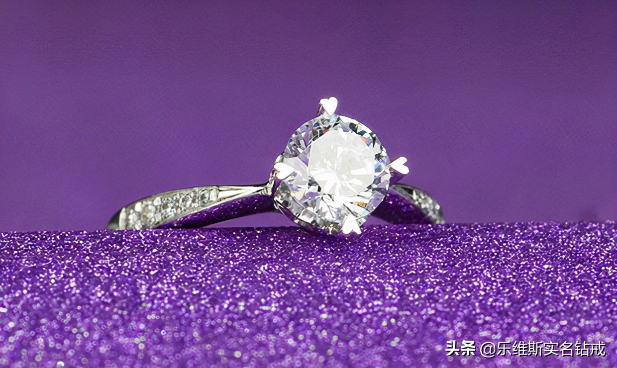 铂金戒指多少钱一克2021年价格表,买一个5克的铂金戒指大概多少钱