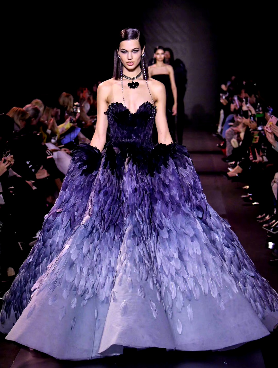 范冰冰最近一次戛纳造型,范冰冰戛纳三日行