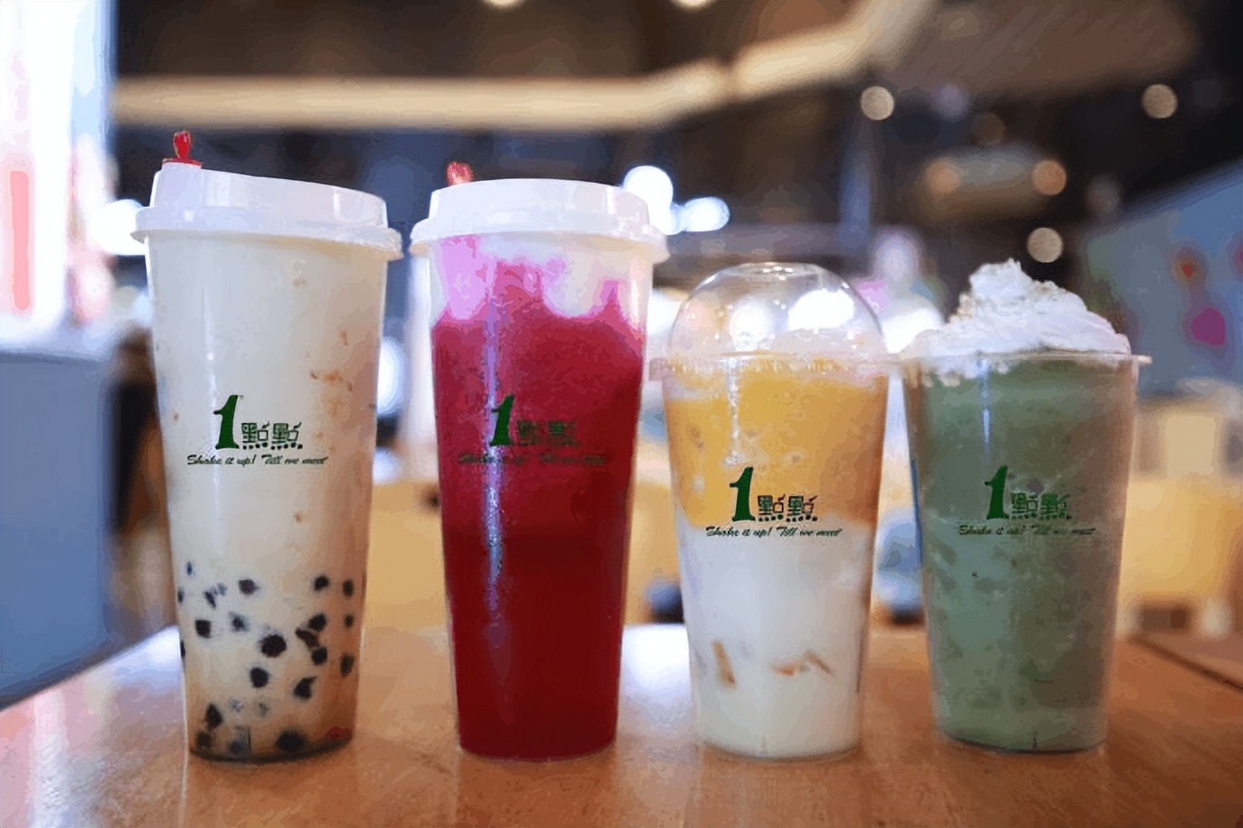 一点点奶茶加盟费用多少钱,一点点奶茶加盟一般投资多少