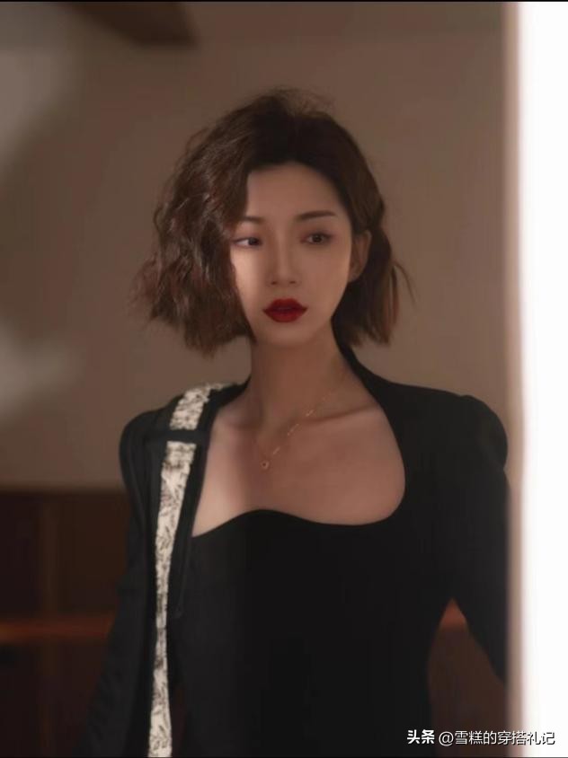 好看的短发发型女齐耳短发,2018流行的时髦短发齐耳短发