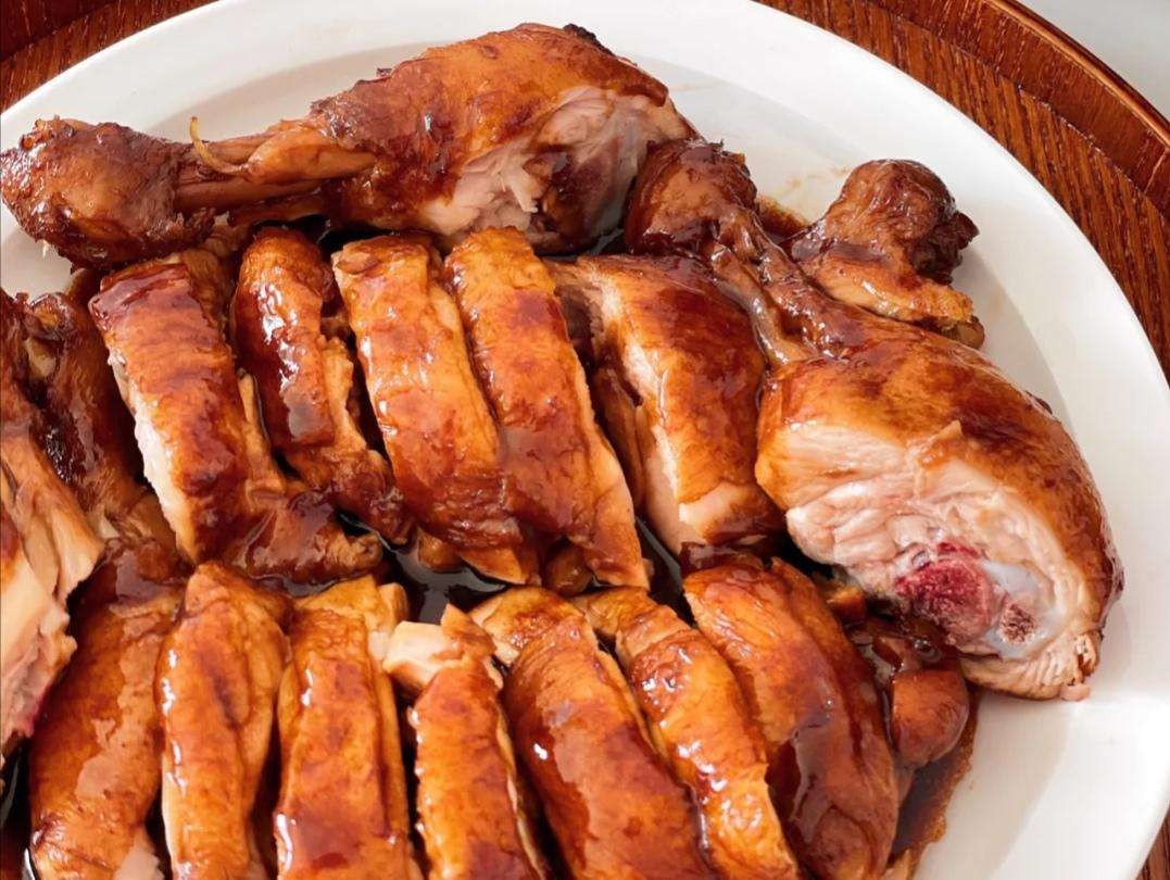 云南十道必备菜,云南美食大全最有名的30道菜推荐