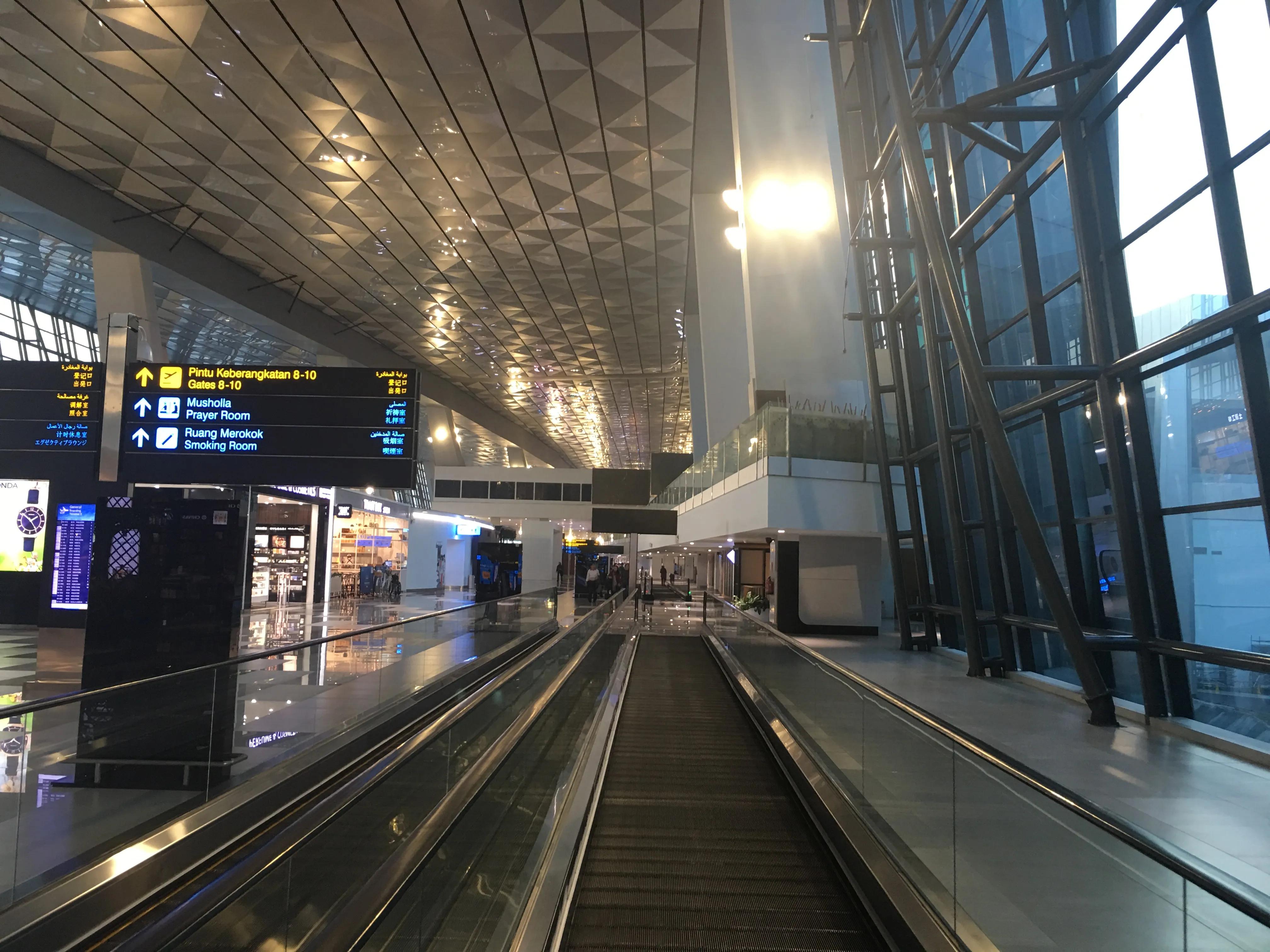 青山印尼简历,青山印尼翻译