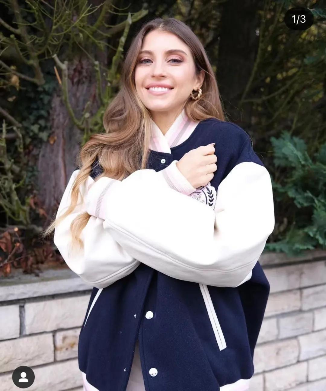 德国足坛男神狐媚与妻子分居！21岁“新欢”半裸现身很有料…