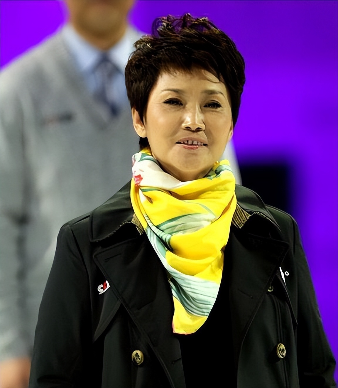 央视女主持人宁辛,主持人宁辛及丈夫近况