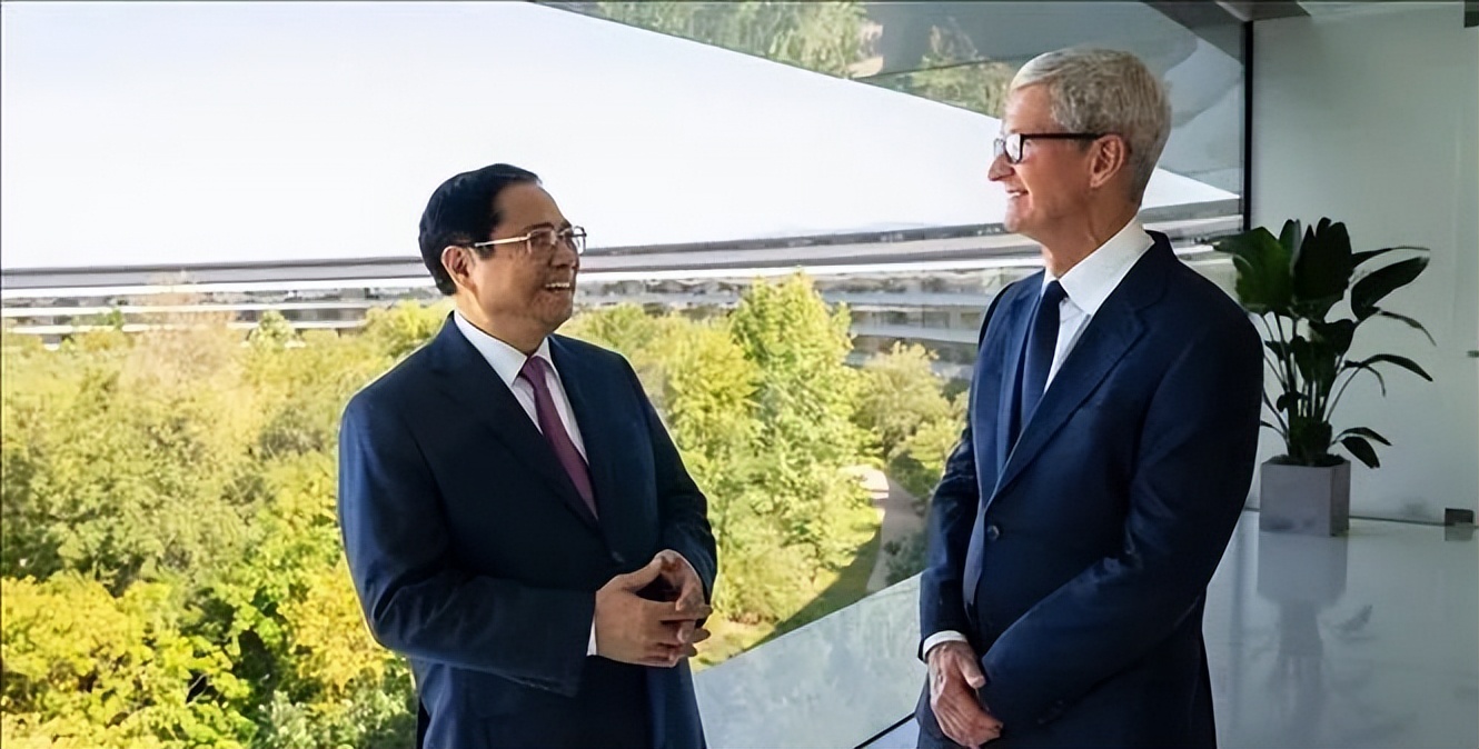 苹果下跌尽显颓势,苹果暴跌1.7万亿