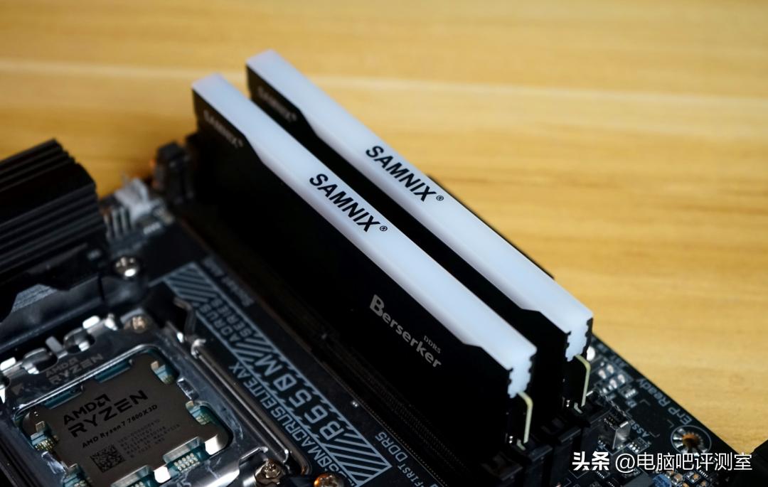 【整个花活】4T移动系统盘！+AMD全家桶装机