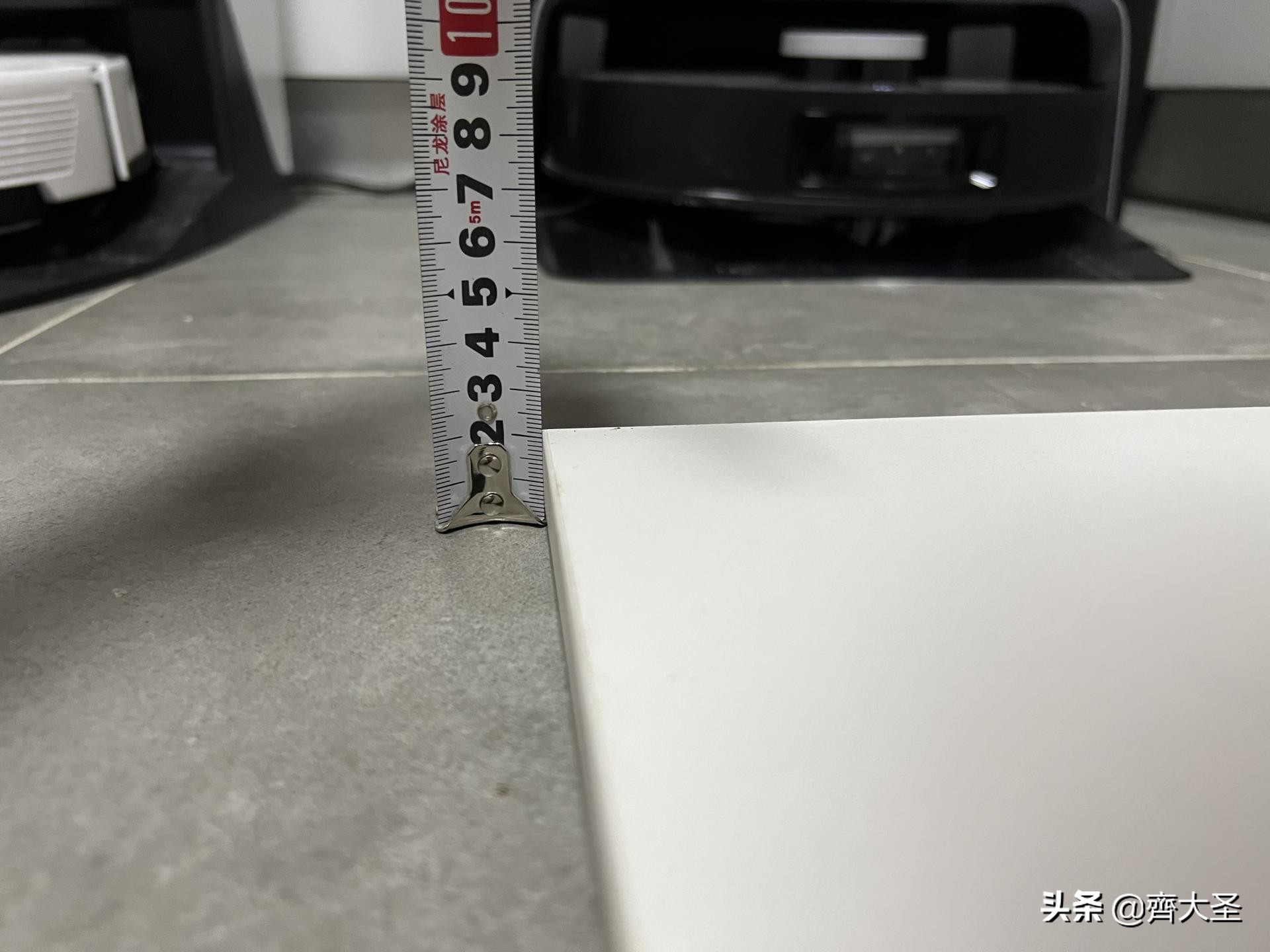 扫地机器人拖地震动和旋转哪种好,机器人旋转拖地和震动拖地