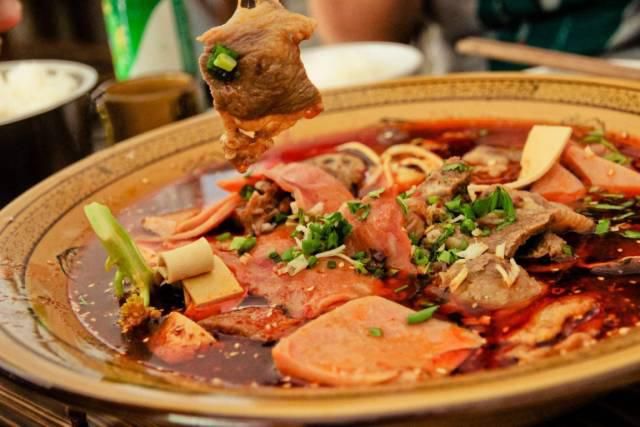 坚守经典,推陈出新——冒菜新生力军“川东里”