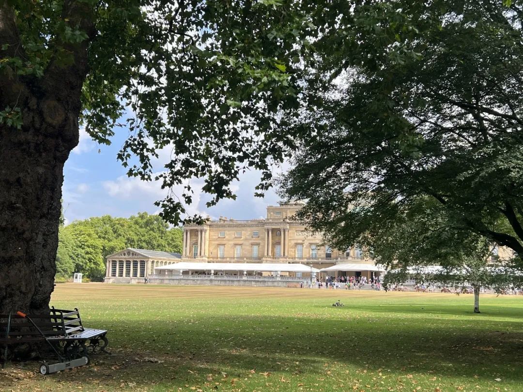 跟老公去英国生活,和老公一起去伦敦旅游