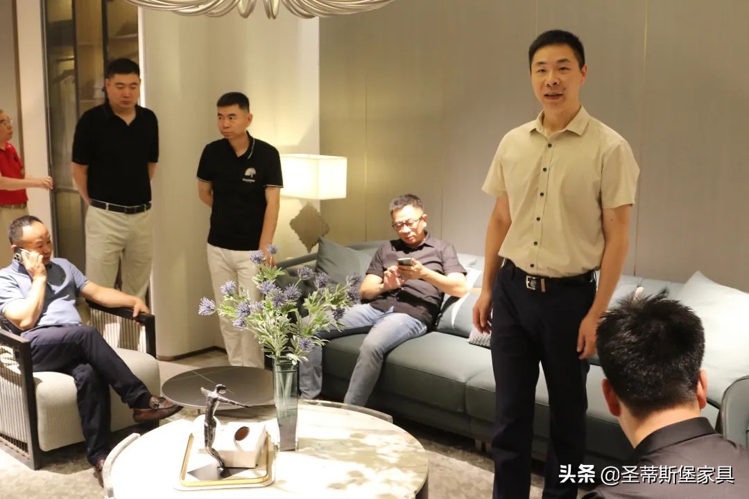 圣蒂斯堡全案整装馆,圣蒂斯堡轻奢系列