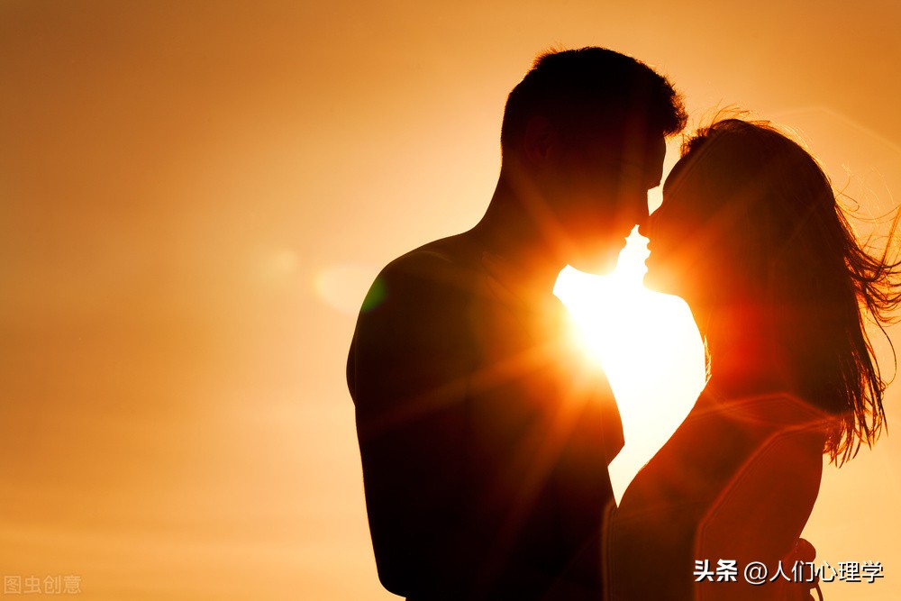 情人眼里出西施心理学效应,心理学中与人交往的心理效应