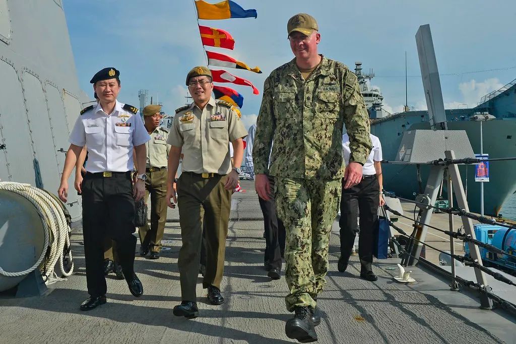 全球富豪涌入新加坡,全球资本涌入新加坡