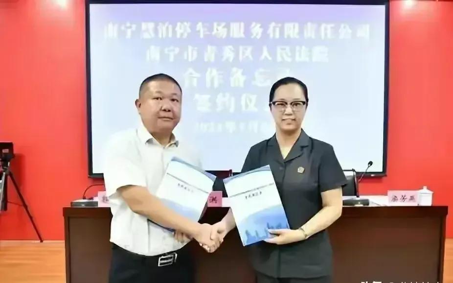 吹黑哨的裁判应该怎么惩罚,唯一承认吹过黑哨的裁判