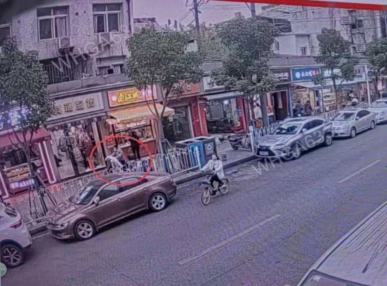 电动车未上锁频被“顺手牵羊”江岸警方提醒：车辆防盗谨记这几步