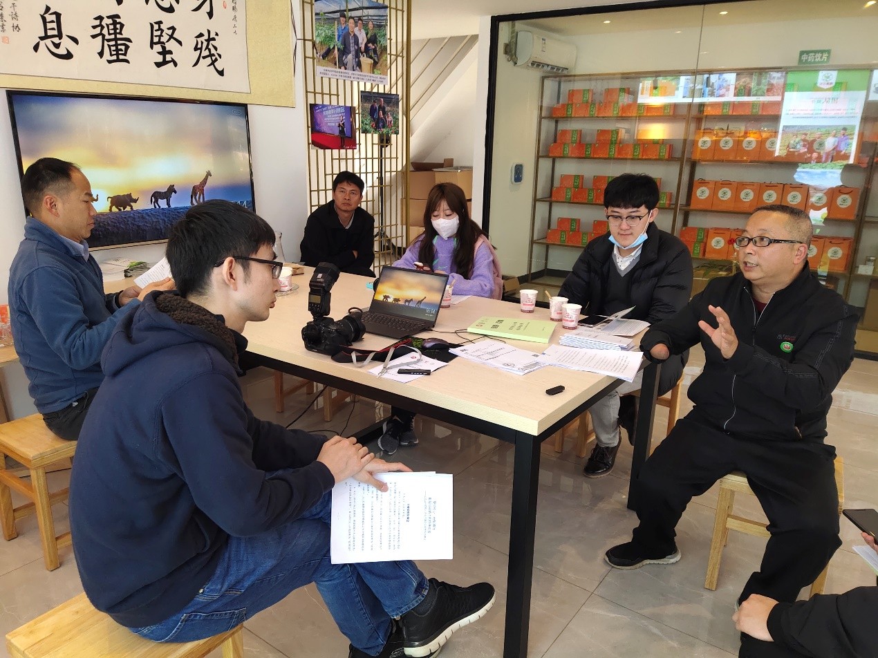 木棉花开映山红一一记云南省文山州肢残人协会主席、会长向文