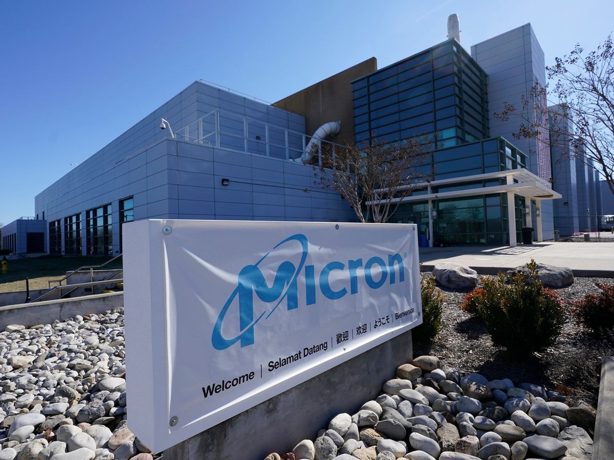 在中国挨了一刀，美国芯片巨头不回国，转头去日本投资5000亿日元