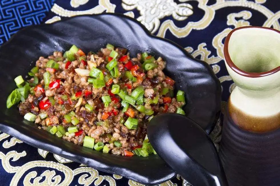 云南各地好吃的美食推荐,云南最好吃的十大美食