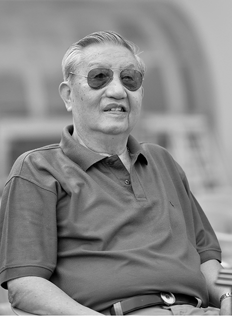 前国足主帅陈成达,足球名宿陈成达