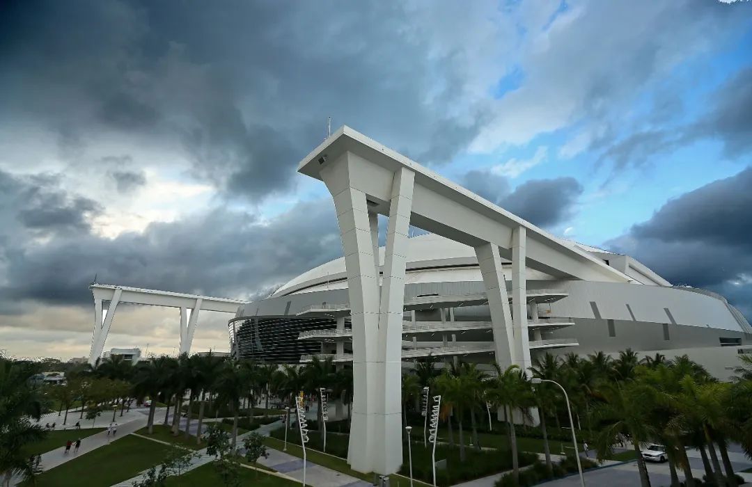 多项科技加持数码潮,马林鱼队球场